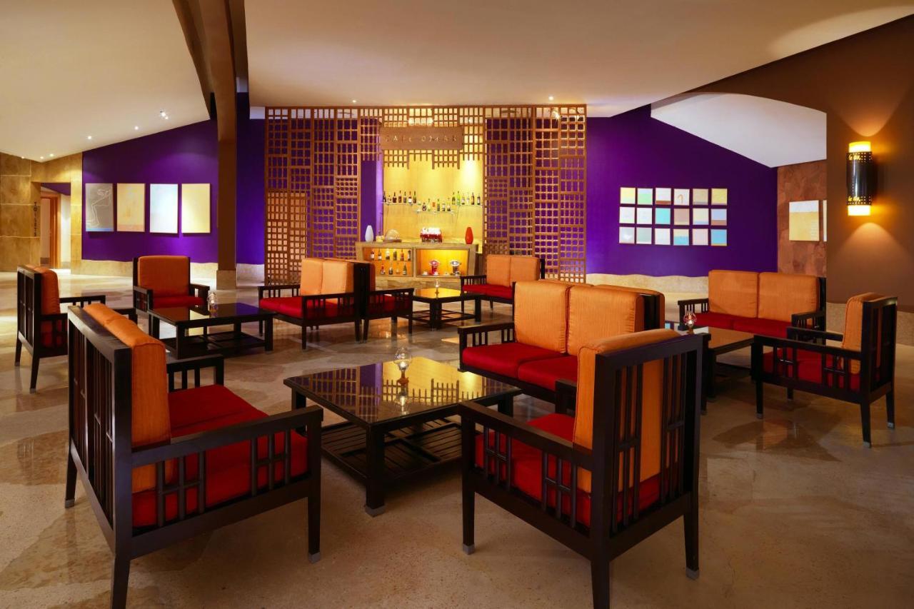 ル メリディアン ダハブ リゾート エクステリア 写真 The lobby of the hotel