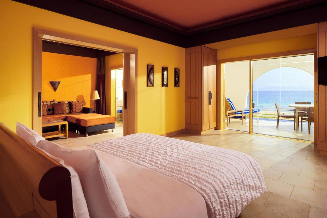 ル メリディアン ダハブ リゾート エクステリア 写真 A suite at the W Maldives