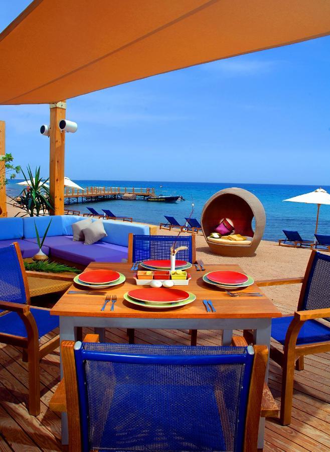 ル メリディアン ダハブ リゾート エクステリア 写真 Beach bar in Hurghada